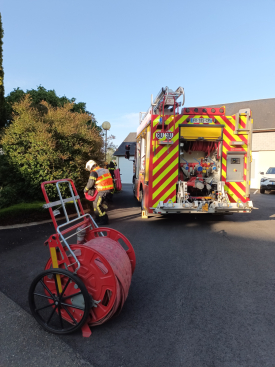 les secours arrivent sur l'&eacute;tablissement
